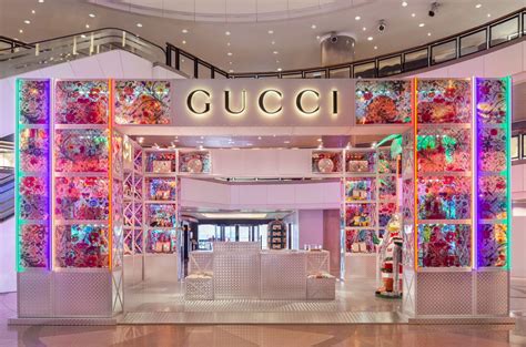 gucci pop-up|gucci make up.